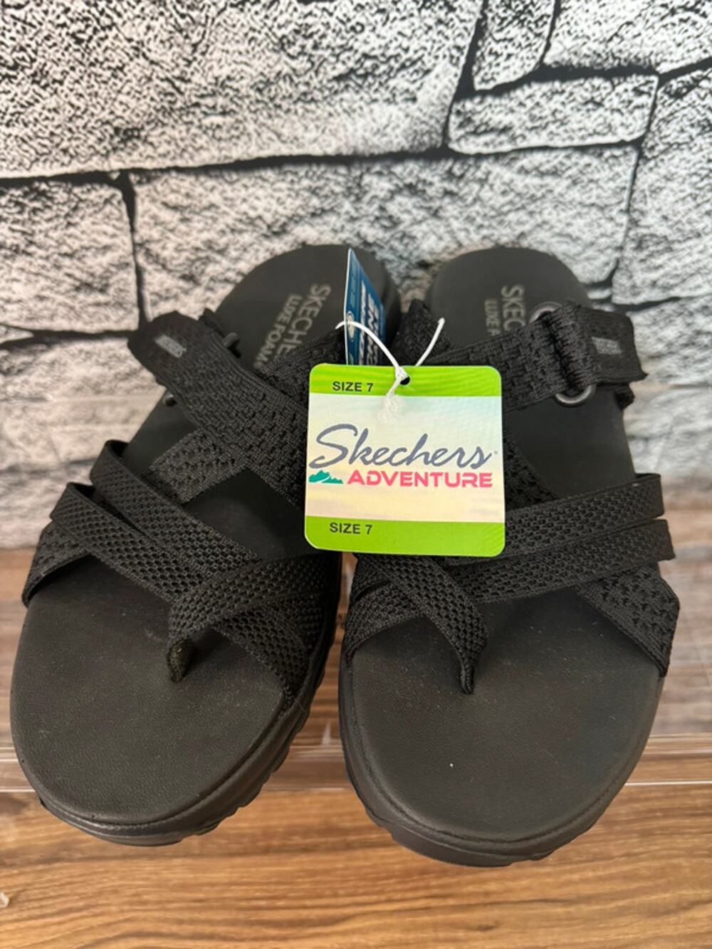 NWT Ladies Skechers Black Strappy Slide Sandals - Size 7